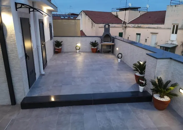 Apartament La Terrazza Del Corso Neapol, Włochy
