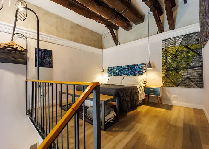 The Dante House By House In Naples