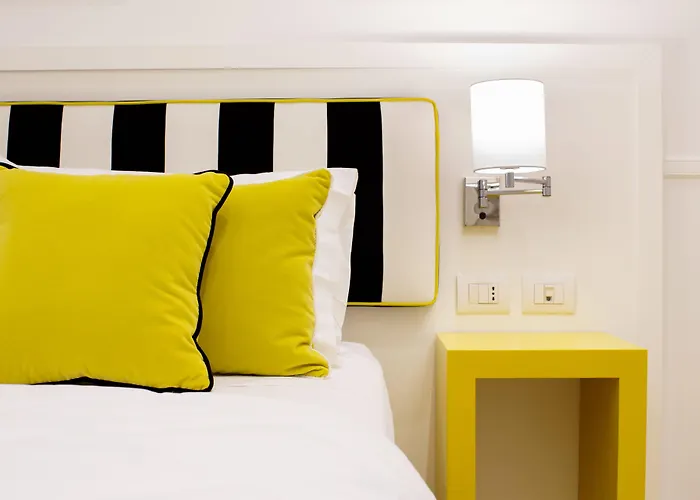 Nap Luxury Guest House Bovio