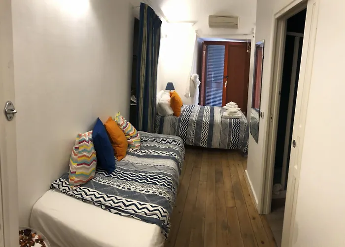 Munaciello Rooms