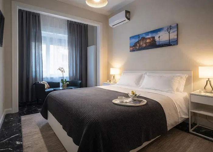 SILIA HOUSE Napoli Centro